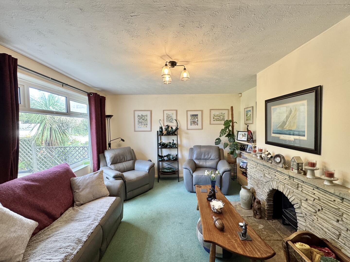 3 bed property in South View Park, Truro